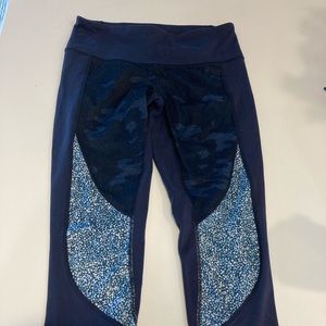 Lululemon cropped patterned leggings